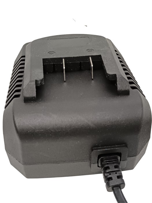 Зарядное устройство для аккумуляторов Hanskonner HBC18